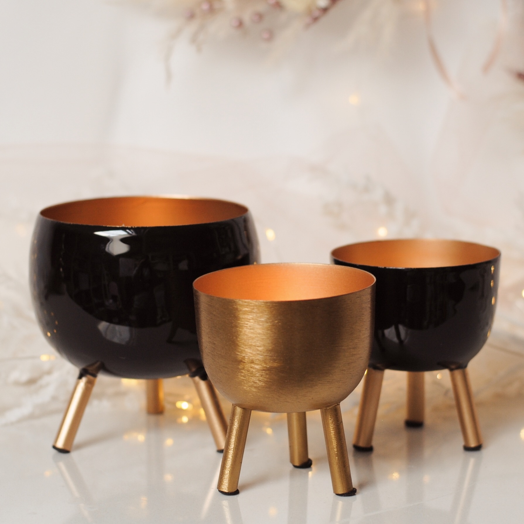 BLACK & GOLD TEALIGHT HOLDER/PLANTER BIG Beauty & Bobs