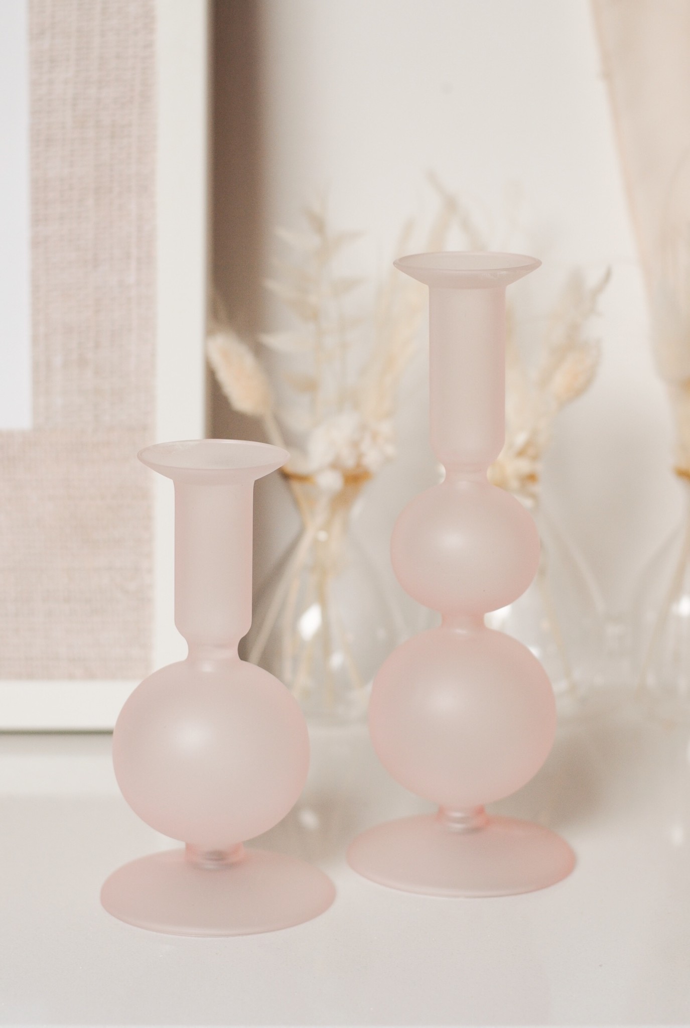 LAATSTE STUK! SOFT MATTE PINK GLASS CANDLE HOLDER - MEDIUM