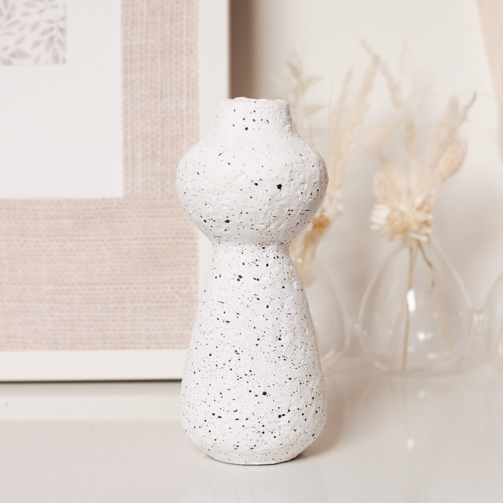 HAPPY CERAMIC CANDLE HOLDER - WHITE