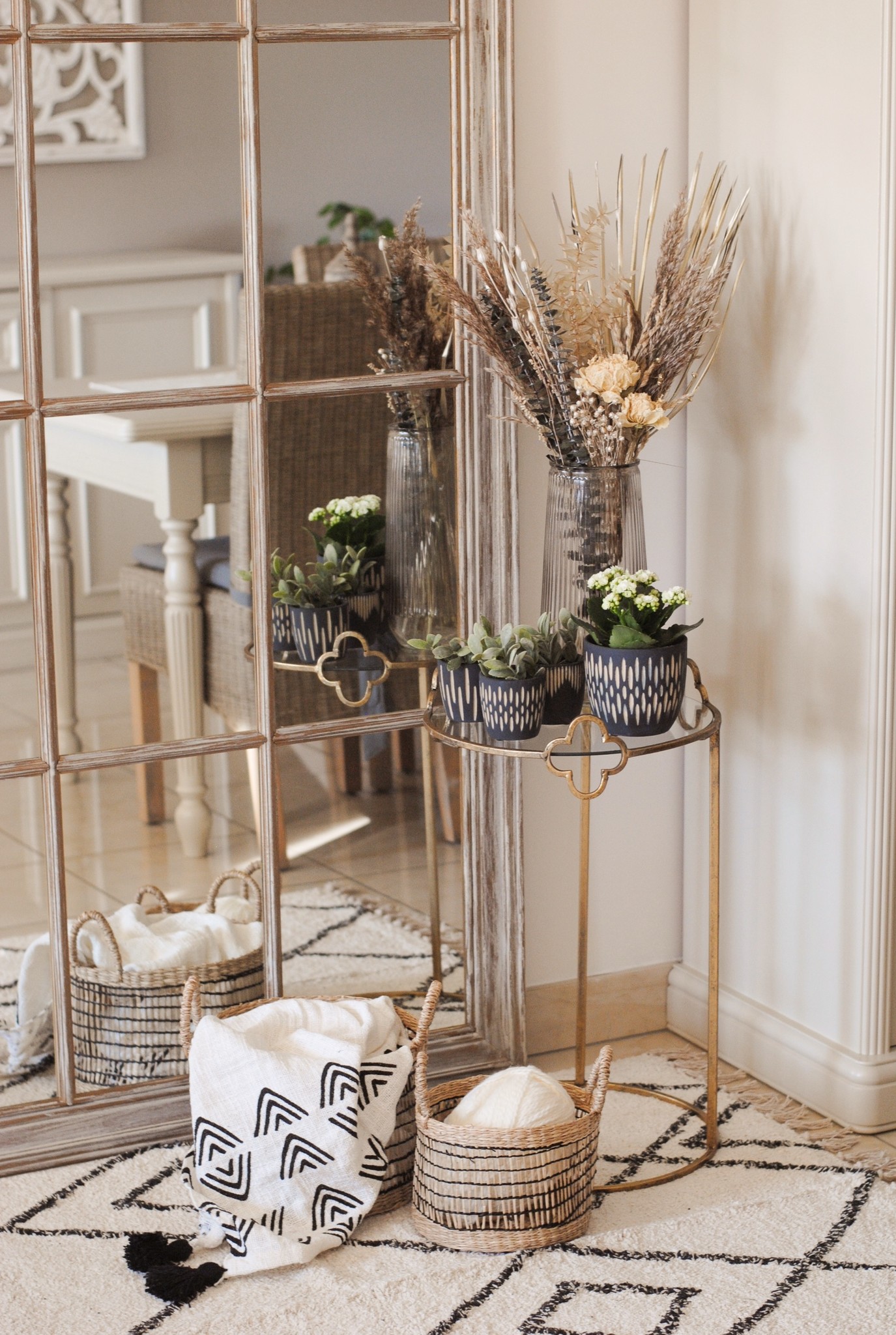 SGRAFFITO PLANTER