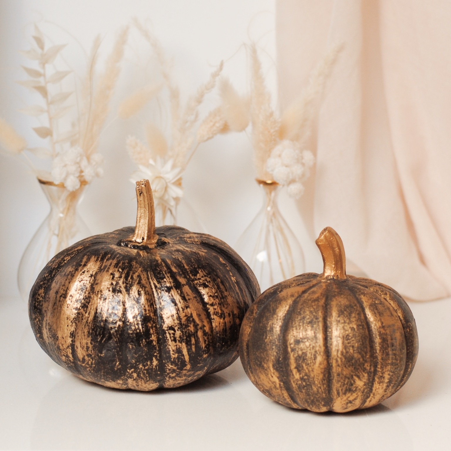 BLACK & GOLD PUMPKIN - SMALL