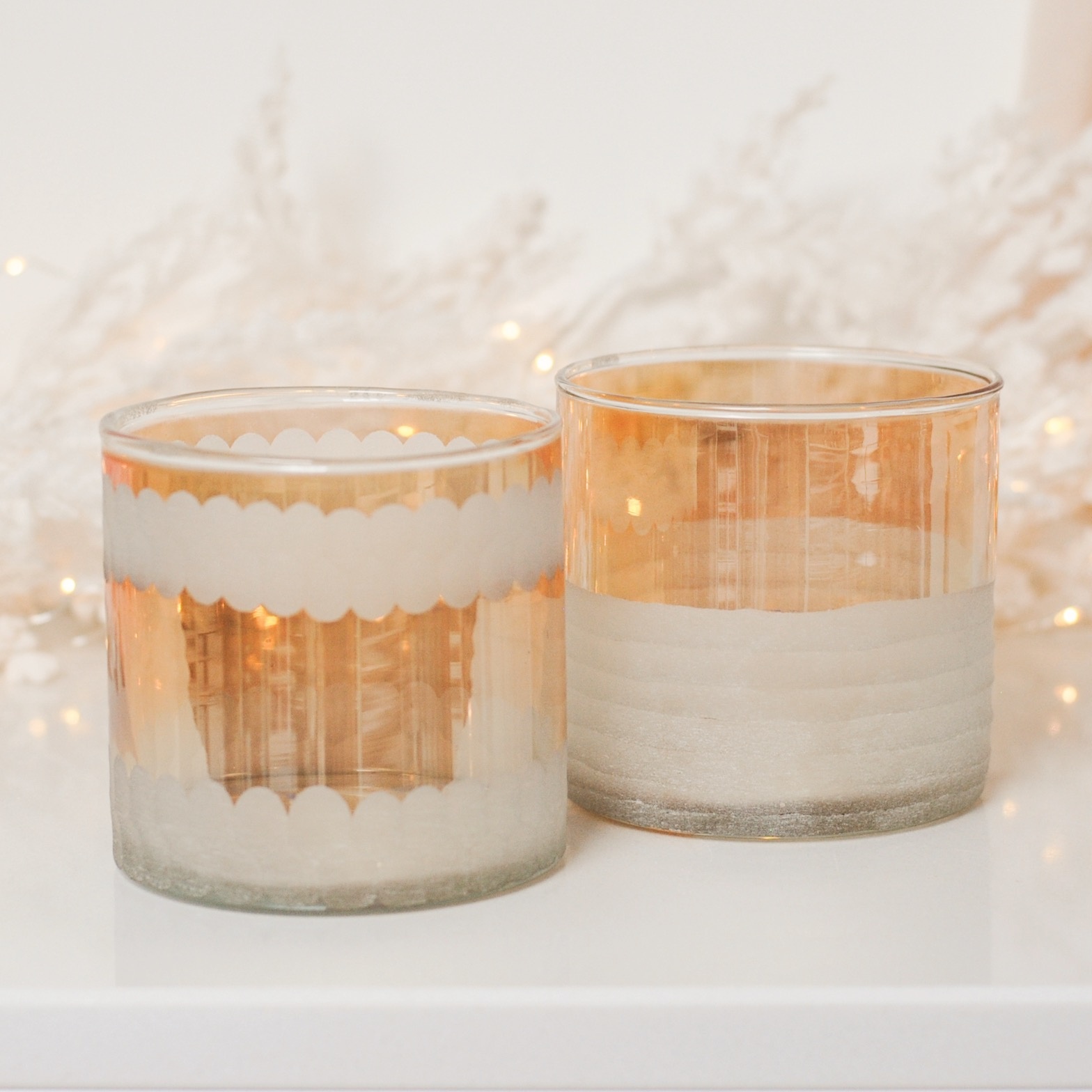 GOLD & MATTE I GLASS TEALIGHT HOLDER