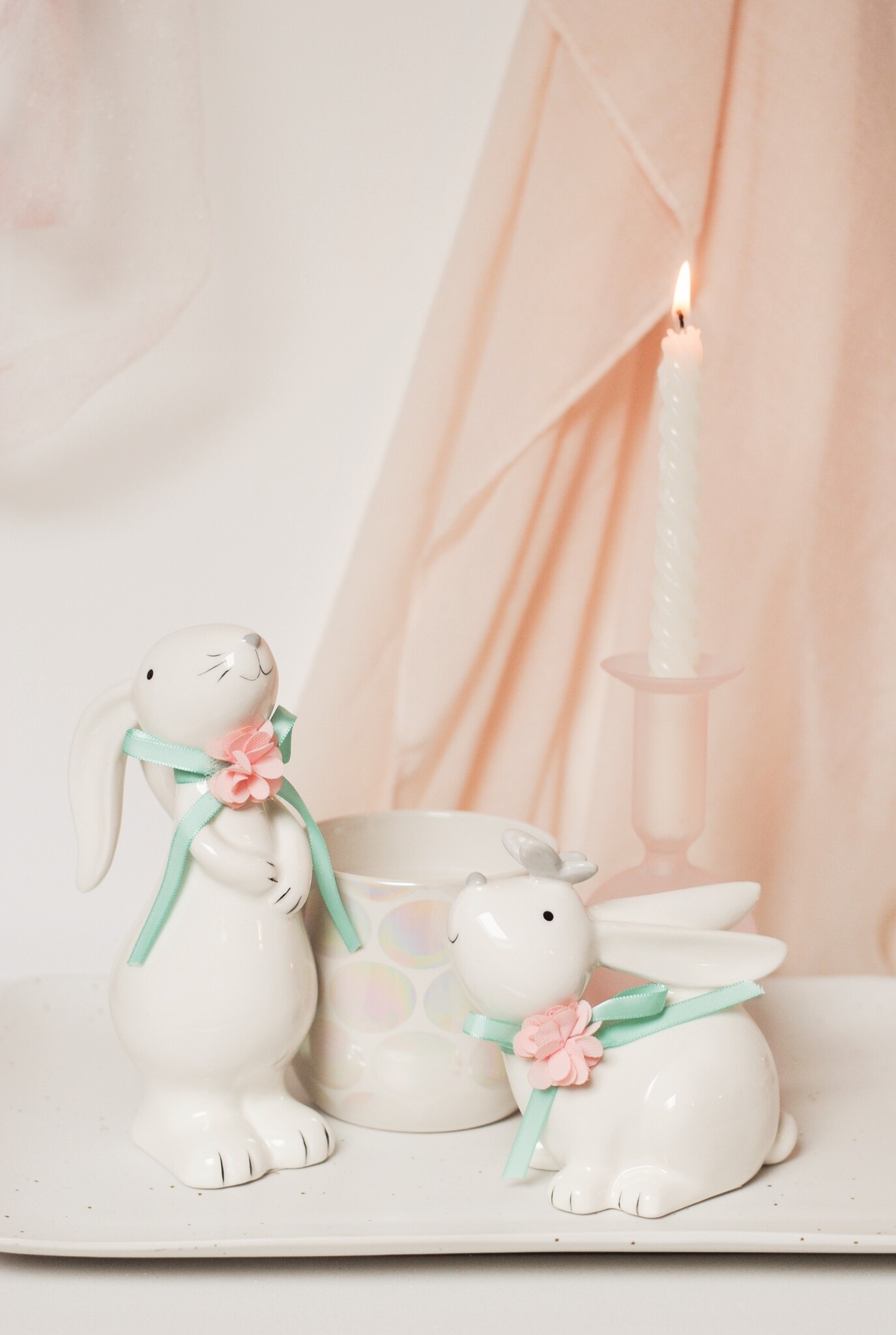 SITTING BUNBUN WITH BOW & FLOWER