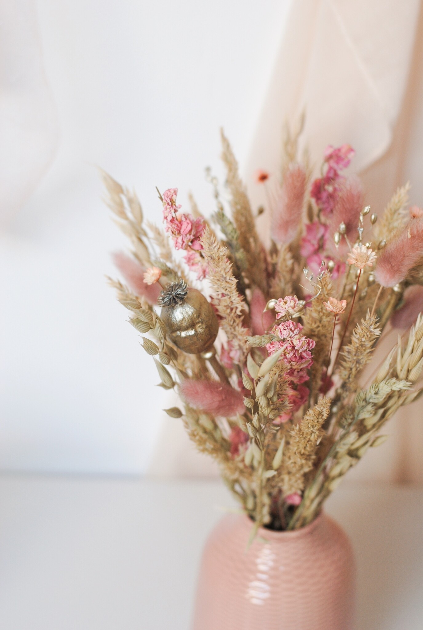 SPRING BOUQUET & PINK PATTERNED VASE