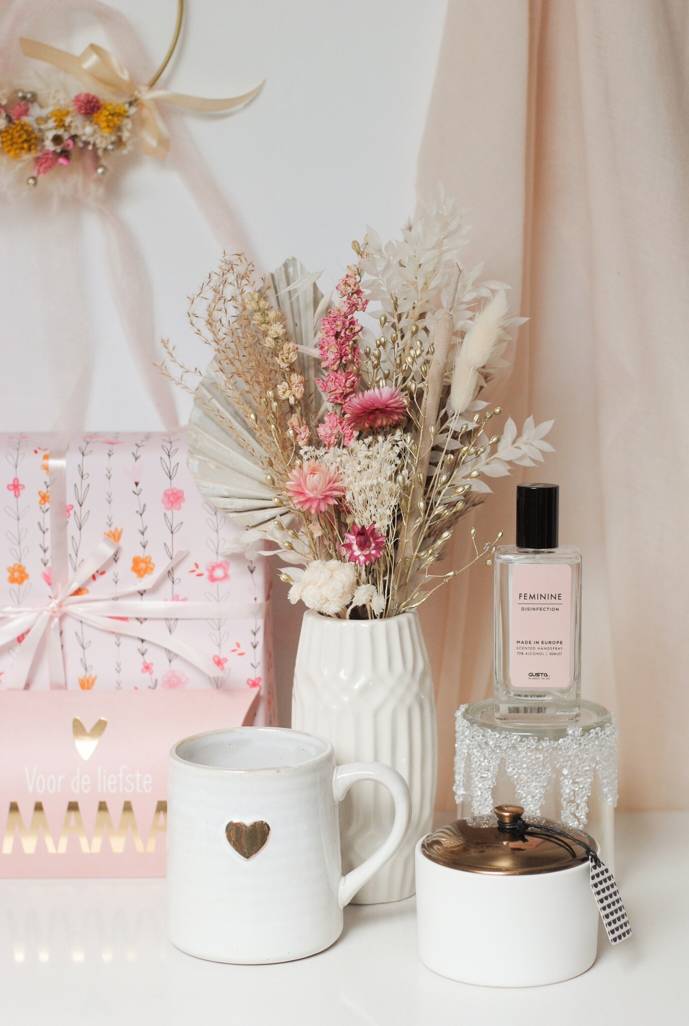 MOTHER'S DAY GIFTBOX - RADIANCE & HYGGE