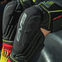 EVS TP199 Lite Knee Guards