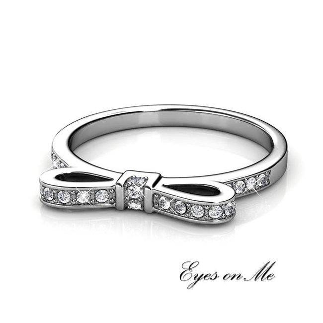 met witgoud vergulde ring met SWAROVSKI elements  (model R0022-WG)