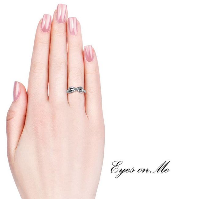 met witgoud vergulde ring met SWAROVSKI elements  (model R0028-WG)