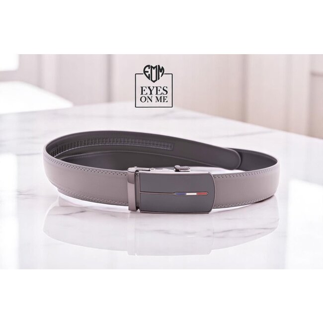 "EYES ON ME" LEDEREN RIEM zonder gaatjes, met automatische gesp ( model N097 )