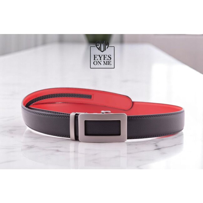 "EYES ON ME" LEDEREN RIEM zonder gaatjes, met automatische gesp (Model N062)