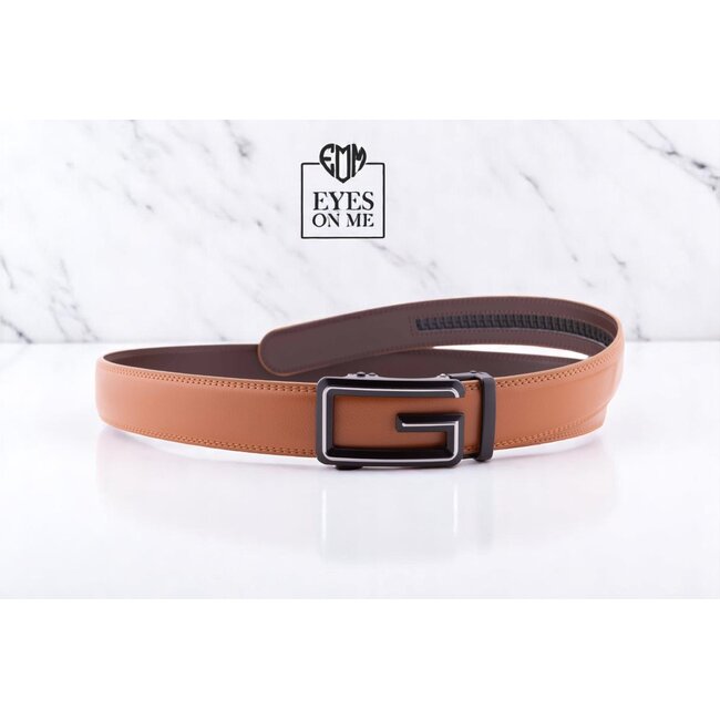 "EYES ON ME" LEDEREN RIEM zonder gaatjes, met automatische gesp (model L185)