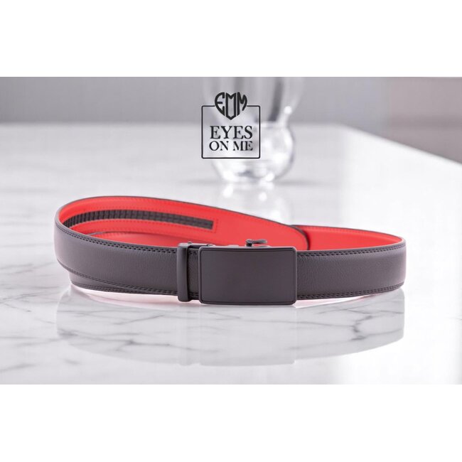 "EYES ON ME" LEDEREN RIEM zonder gaatjes, met automatische gesp (Model 78)