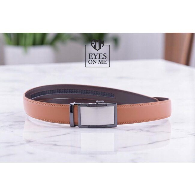 "EYES ON ME" LEDEREN RIEM zonder gaatjes, met automatische gesp (Model N180)