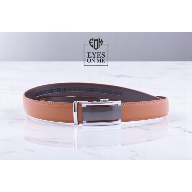 "EYES ON ME" LEDEREN RIEM zonder gaatjes, met automatische gesp (Model N302)