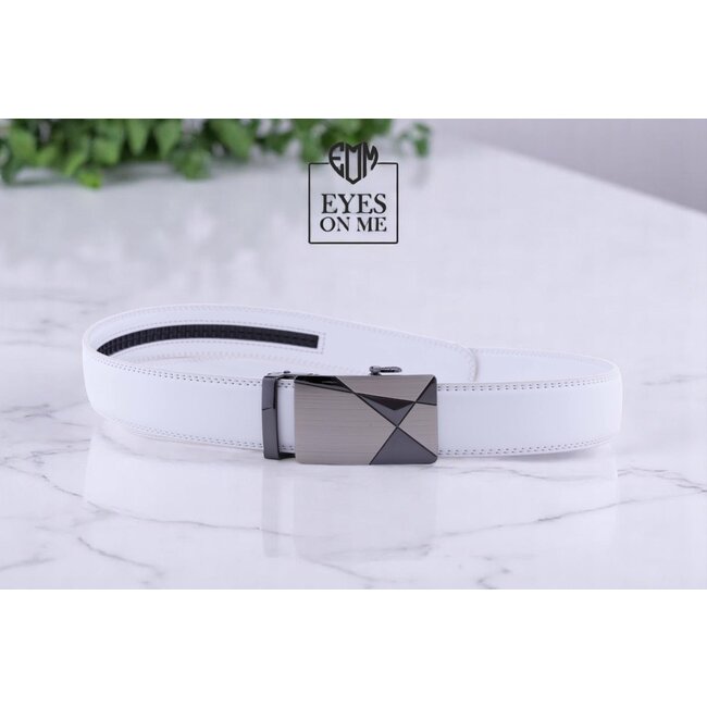 "EYES ON ME" LEDEREN RIEM zonder gaatjes, met automatische gesp (model B002)