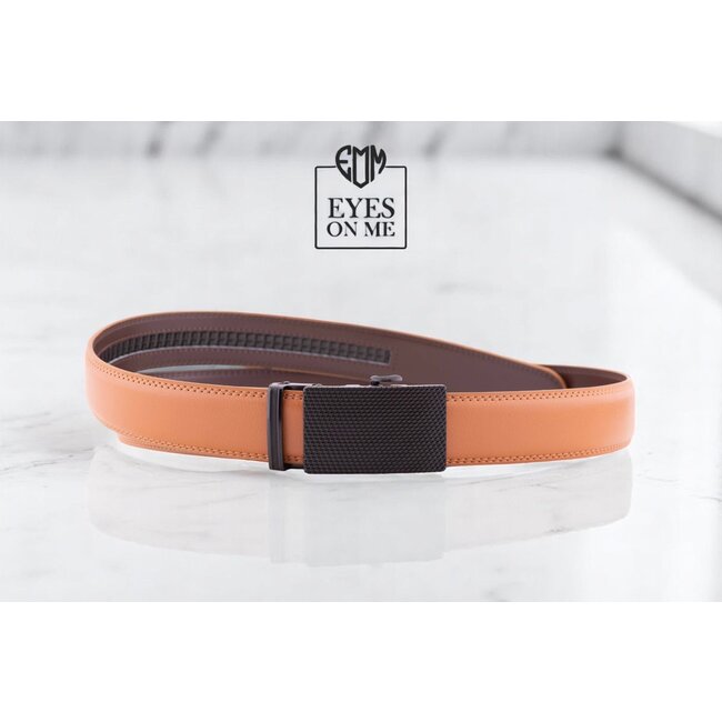 "EYES ON ME" LEDEREN RIEM zonder gaatjes, met automatische gesp ( model 20 )