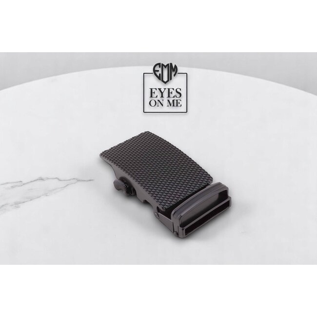 "EYES ON ME" LEDEREN RIEM zonder gaatjes, met automatische gesp ( model 20 )