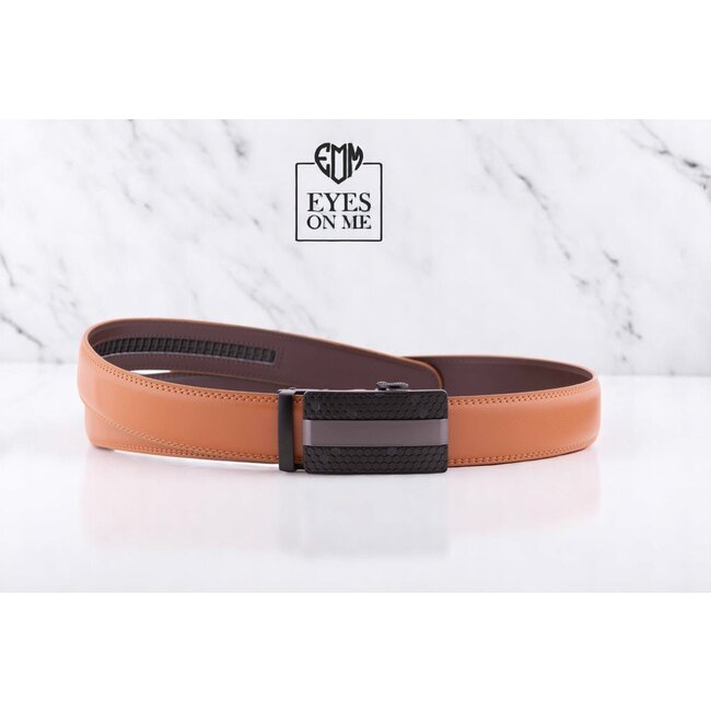 "EYES ON ME" LEDEREN RIEM zonder gaatjes, met automatische gesp (Model 8)