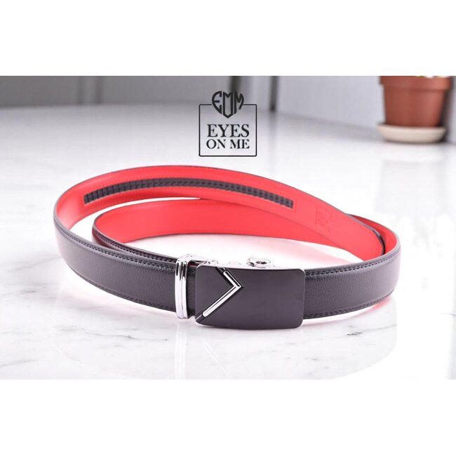 "EYES ON ME"  LEDEREN RIEM zonder gaatjes, met automatische gesp (Model N177)