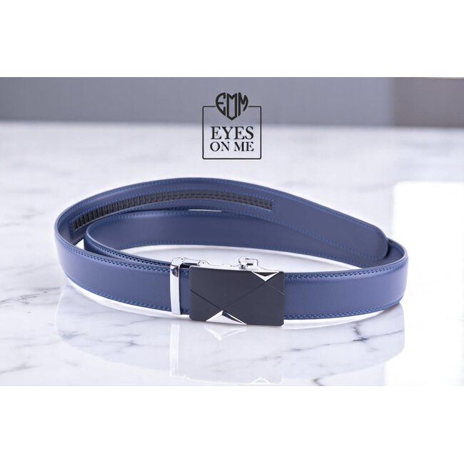 "EYES ON ME" LEDEREN RIEM zonder gaatje, met automatische gesp (Model 23)