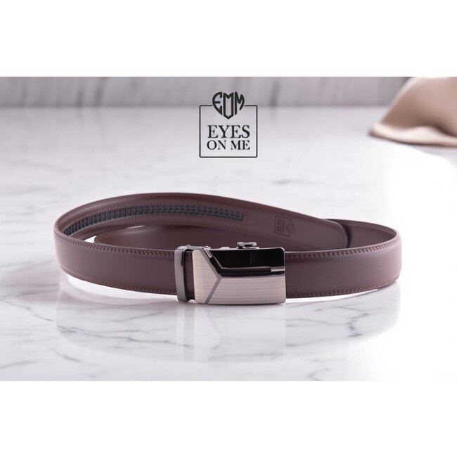 "EYES ON ME" LEDEREN RIEM zonder gaatjes, met automatische gesp (Model 37)