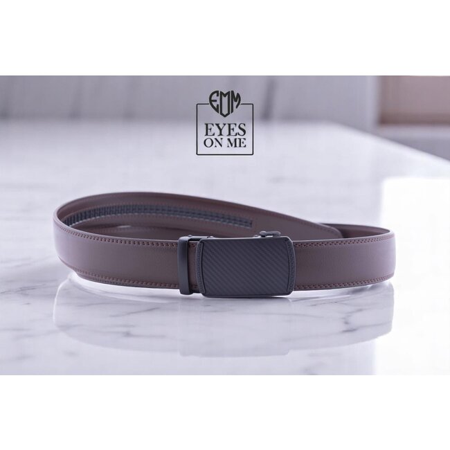 "EYES ON ME" LEDEREN RIEM zonder gaatjes, met automatische gesp (Model L164)