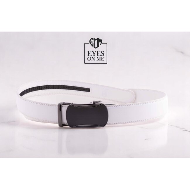 "EYES ON ME" LEDEREN RIEM zonder gaatjes, met automatische gesp (Model L049)