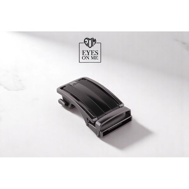 "EYES ON ME" LEDEREN RIEM zonder gaatjes, met automatische gesp (Model L019)