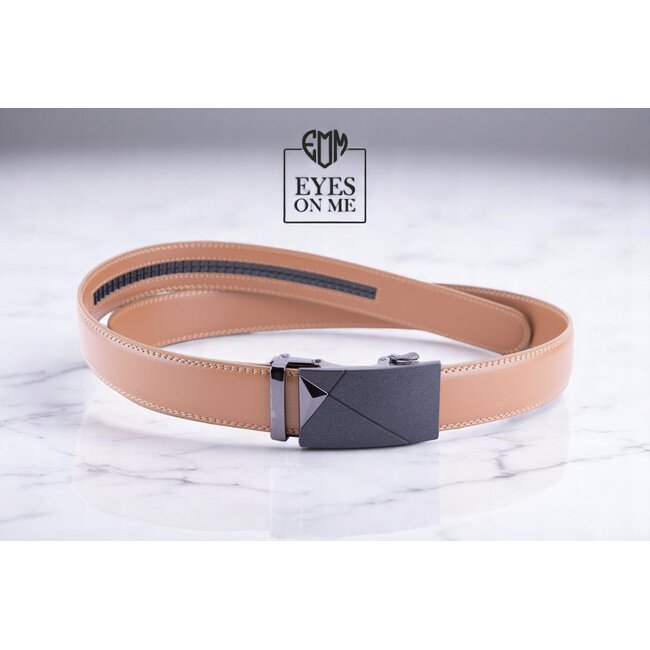 "EYES ON ME" LEDEREN RIEM zonder gaatjes, met automatische gesp (Model N225)