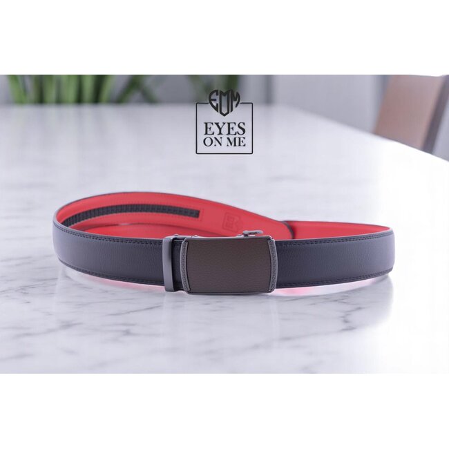 "EYES ON ME" LEDEREN RIEM zonder gaatjes, met automatische gesp (Model L168)