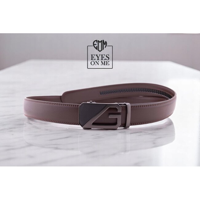 "EYES ON ME" LEDEREN RIEM zonder gaatjes, met automatische gesp (Model N165)