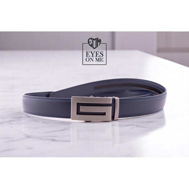"EYES ON ME" LEDEREN RIEM zonder gaatjes, met automatische gesp (Model L061)