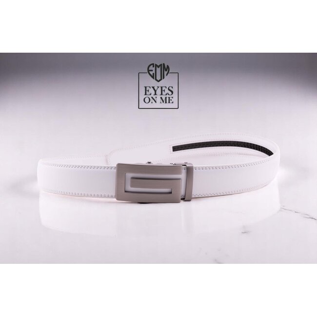 "EYES ON ME" LEDEREN RIEM zonder gaatjes, met automatische gesp (Model L061)