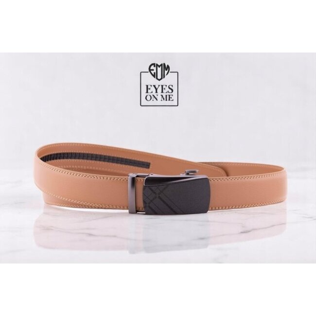 "EYES ON ME" LEDEREN RIEM zonder gaatjes, met automatische gesp (Model L048)