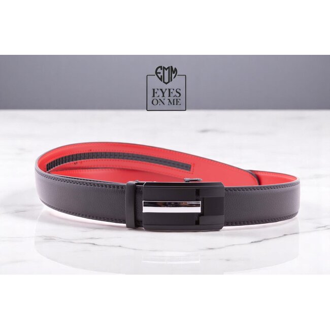 "EYES ON ME" LEDEREN RIEM zonder gaatjes, met automatische gesp (Model N022)
