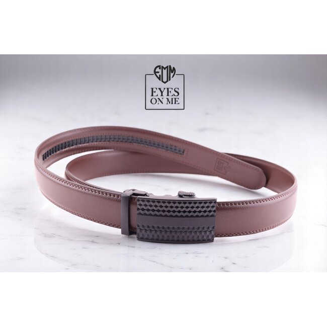 "EYES ON ME" LEDEREN RIEM zonder gaatjes, met automatische gesp (model N031)