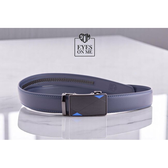 "EYES ON ME" LEDEREN RIEM zonder gaatjes, met automatische gesp (Model N300)