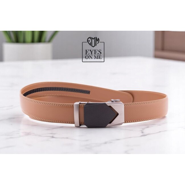 "EYES ON ME" LEDEREN RIEM zonder gaatjes, met automatische gesp (Model N040)