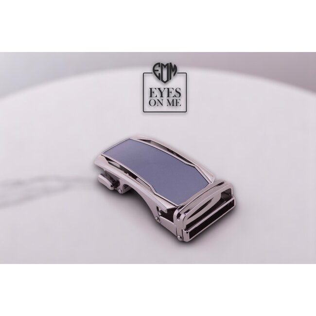 "EYES ON ME" LEDEREN RIEM zonder gaatjes, met automatische gesp (Model L132)