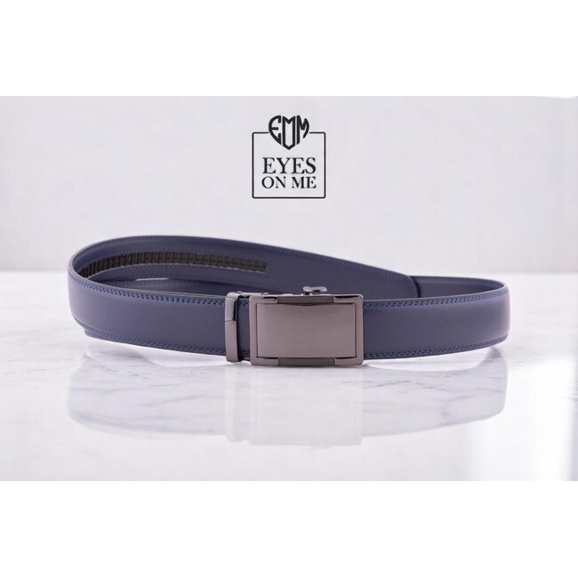 "EYES ON ME" LEDEREN RIEM zonder gaatjes, met automatische gesp (model N181)