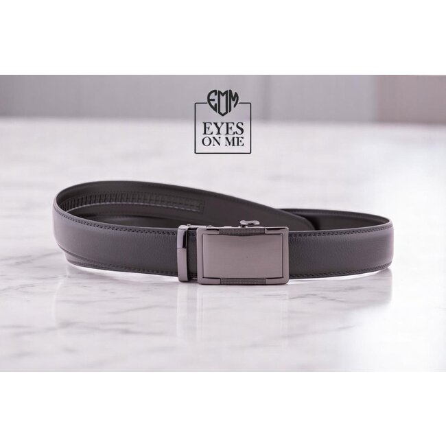 "EYES ON ME" LEDEREN RIEM zonder gaatjes, met automatische gesp (model N181)