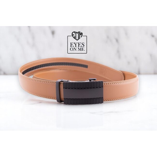 "EYES ON ME" LEDEREN RIEM zonder gaatjes, met automatische gesp (Model N134)