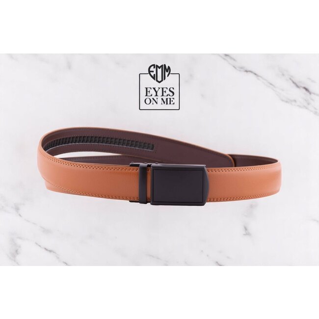 "EYES ON ME" LEDEREN RIEM zonder gaatjes, met automatische gesp (model 31)
