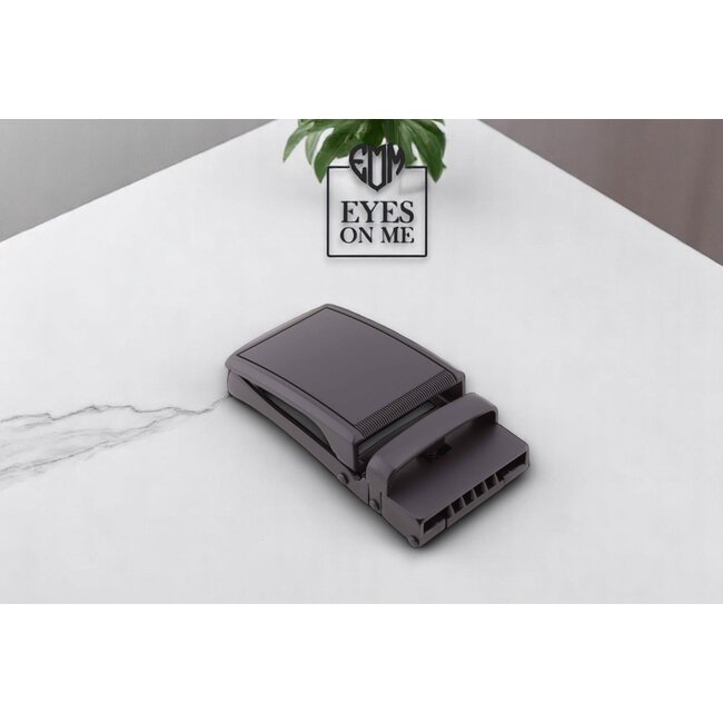 "EYES ON ME" LEDEREN RIEM zonder gaatjes, met automatische gesp (model 31)