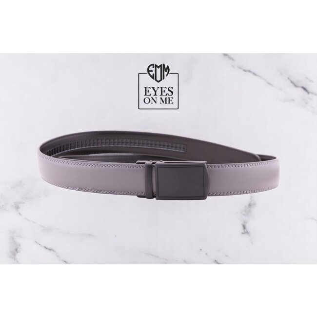 "EYES ON ME" LEDEREN RIEM zonder gaatjes, met automatische gesp (model 31)