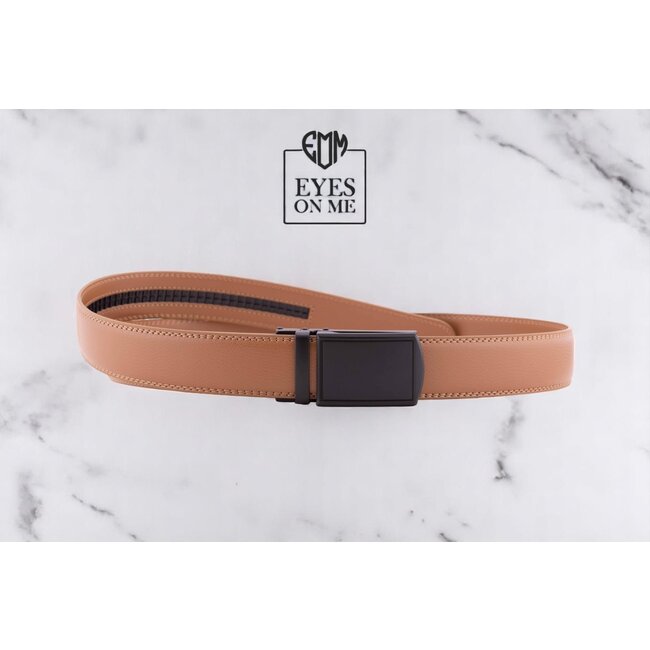 "EYES ON ME" LEDEREN RIEM zonder gaatjes, met automatische gesp (model 31)