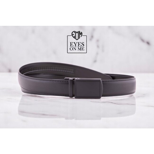"EYES ON ME" LEDEREN RIEM zonder gaatjes, met automatische gesp (model 31)