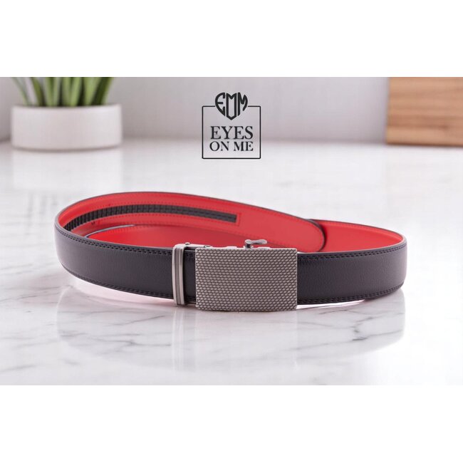 "EYES ON ME" LEDEREN RIEM zonder gaatjes, met automatische gesp (Model 101)