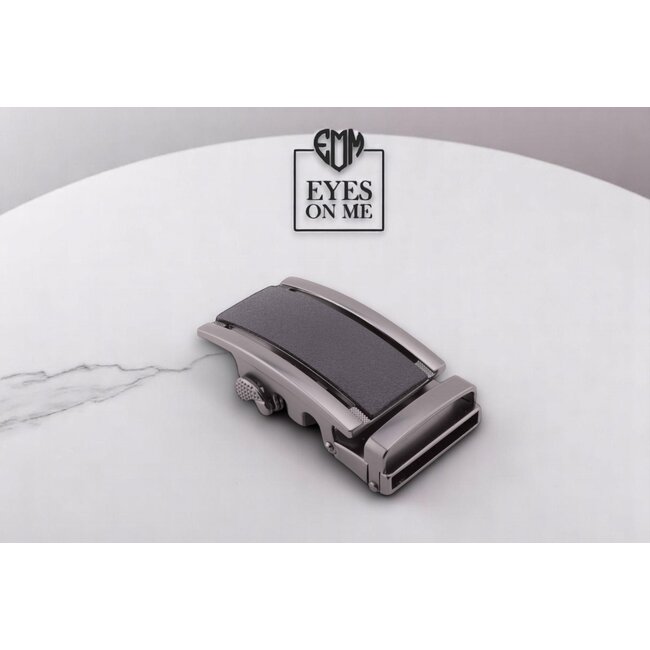 "EYES ON ME" LEDEREN RIEM zonder gaatjes, met automatische gesp (Model N323)