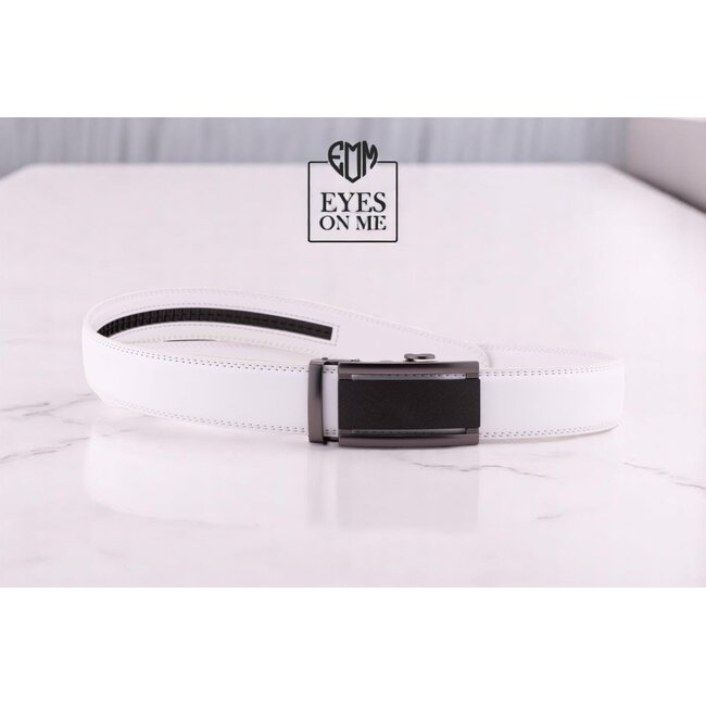 "EYES ON ME" LEDEREN RIEM zonder gaatjes, met automatische gesp (Model N323)